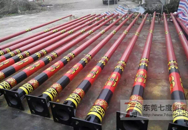 民族文化特色太陽能路燈桿圖片