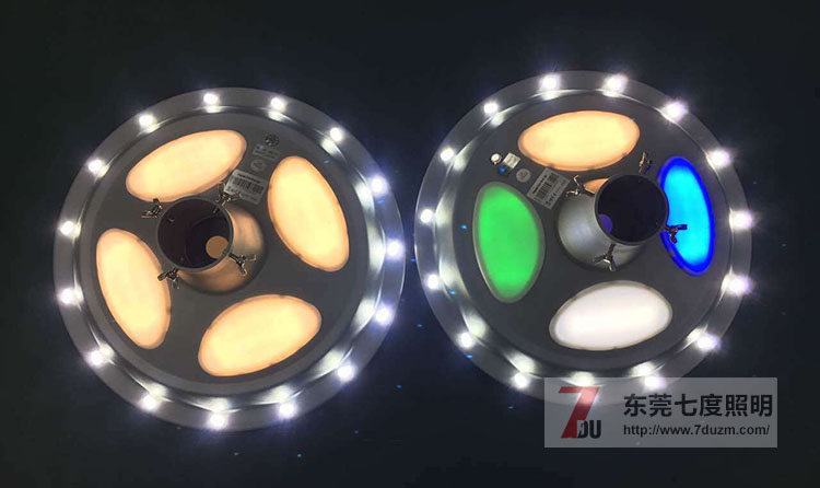 東莞七度照明UFO飛碟型一體化太陽能LED庭院燈亮燈圖片展示