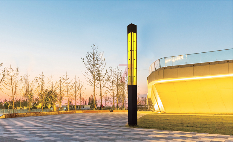 現代園林方形仿云石景觀燈柱安裝實拍效果