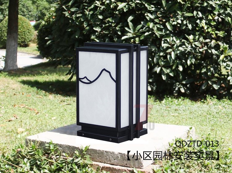 (QDZTD-013)園林矮柱現(xiàn)代方形LED柱頭燈小區(qū)立柱安裝實(shí)景效果
