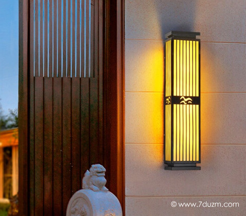 (QDQBD-YS021)別墅室外大門(mén)兩側(cè)簡(jiǎn)約中式墻壁燈安裝實(shí)拍效果2