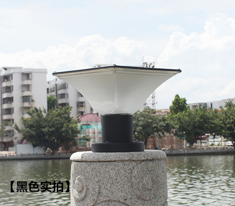 (QDTYN-ZT006)現(xiàn)代簡(jiǎn)約LED太陽(yáng)能柱頭燈圍墻燈黑色款戶(hù)外實(shí)拍
