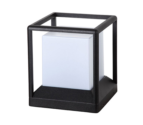 現代簡約草地景觀矮柱燈